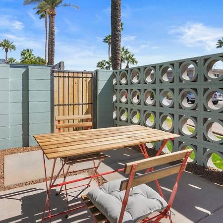 Large Studio Rooftop & Poolside - Walk To Old Town スコッツデール エクステリア 写真